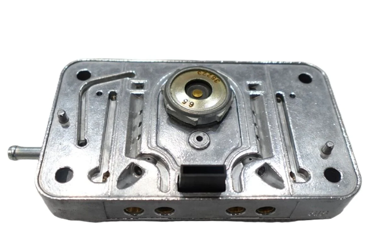 BRAWLER 670CFM CARBURETOR FRONT METERING BLOCK TAKE OFF # 67256-FRONT-MB-TO