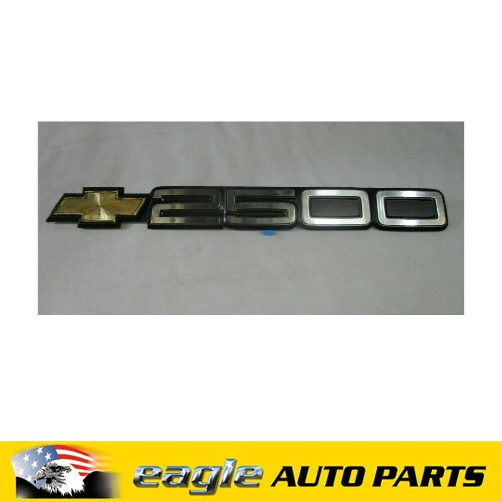 CHEV GMC C2500 DOOR BADGE NAME PLATE BOWTIE OE # 15551235