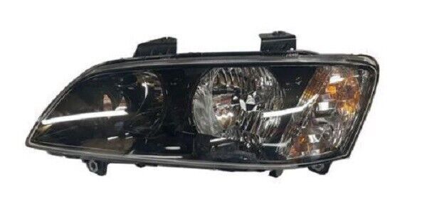 Holden VE Commodore Berlina Omega Left Hand Front Head Light Lamp Assembly GM