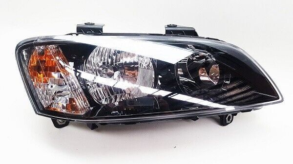 Holden VE Commodore Berlina Omega Right Hand Front Head Light Lamp Assembly GM
