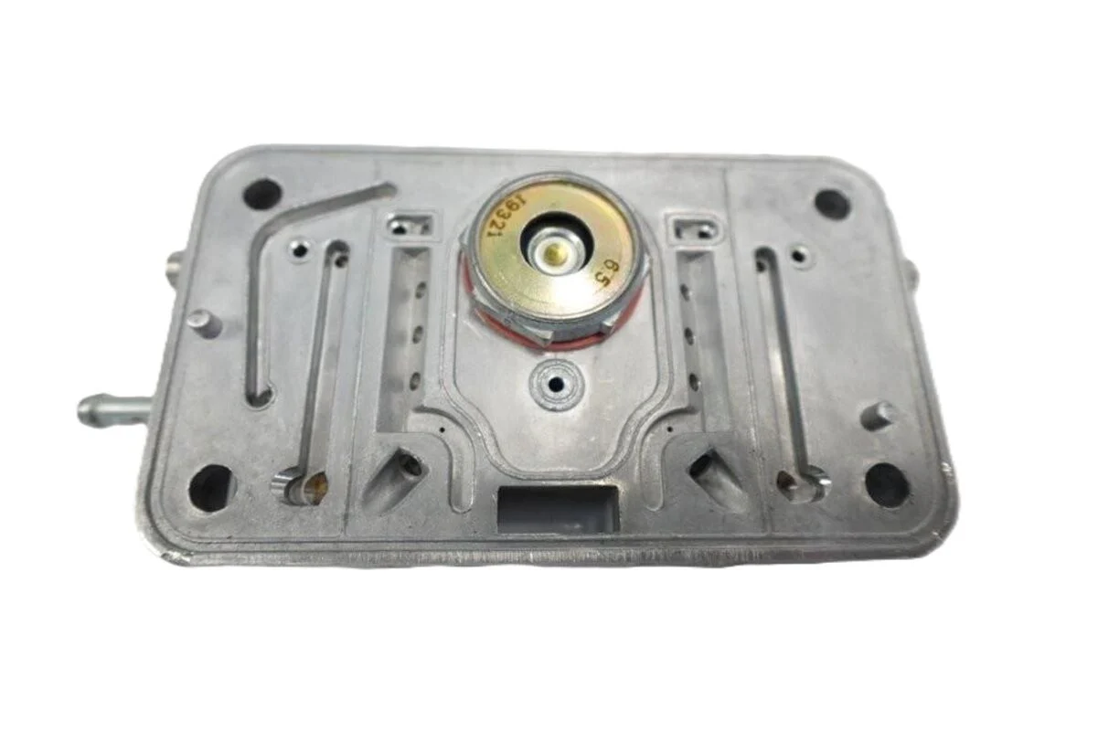 HOLLEY BRAWLER 600CFM CARBURETOR METERING BLOCK TAKE OFF # 67271-MB-TO