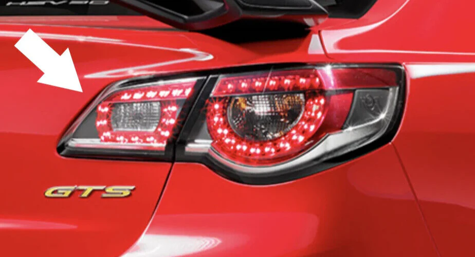 HSV VF LSA Clubsport R8 GTS GTSR Senator Right Hand Rear Decklid Tail Lamp - Image 2