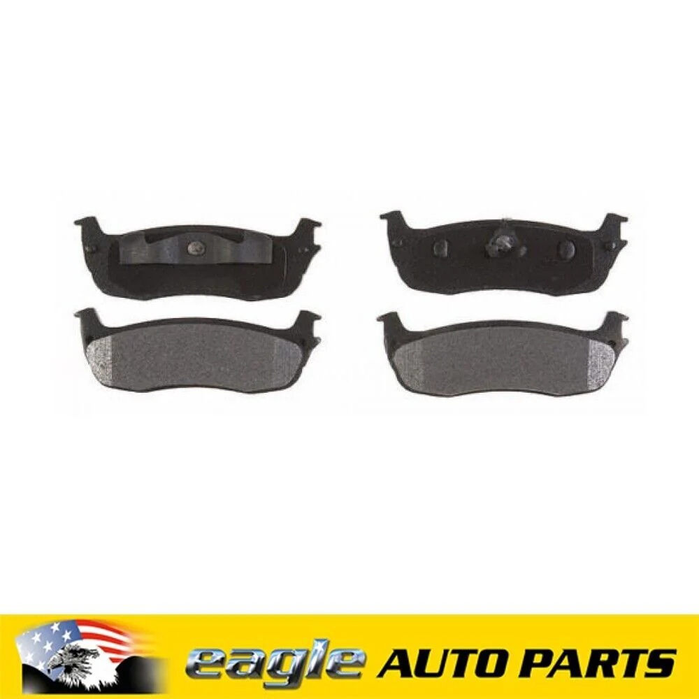 LINCOLN NAVIGATOR REAR BRAKE PADS 1998 1999 2000  # D711MX