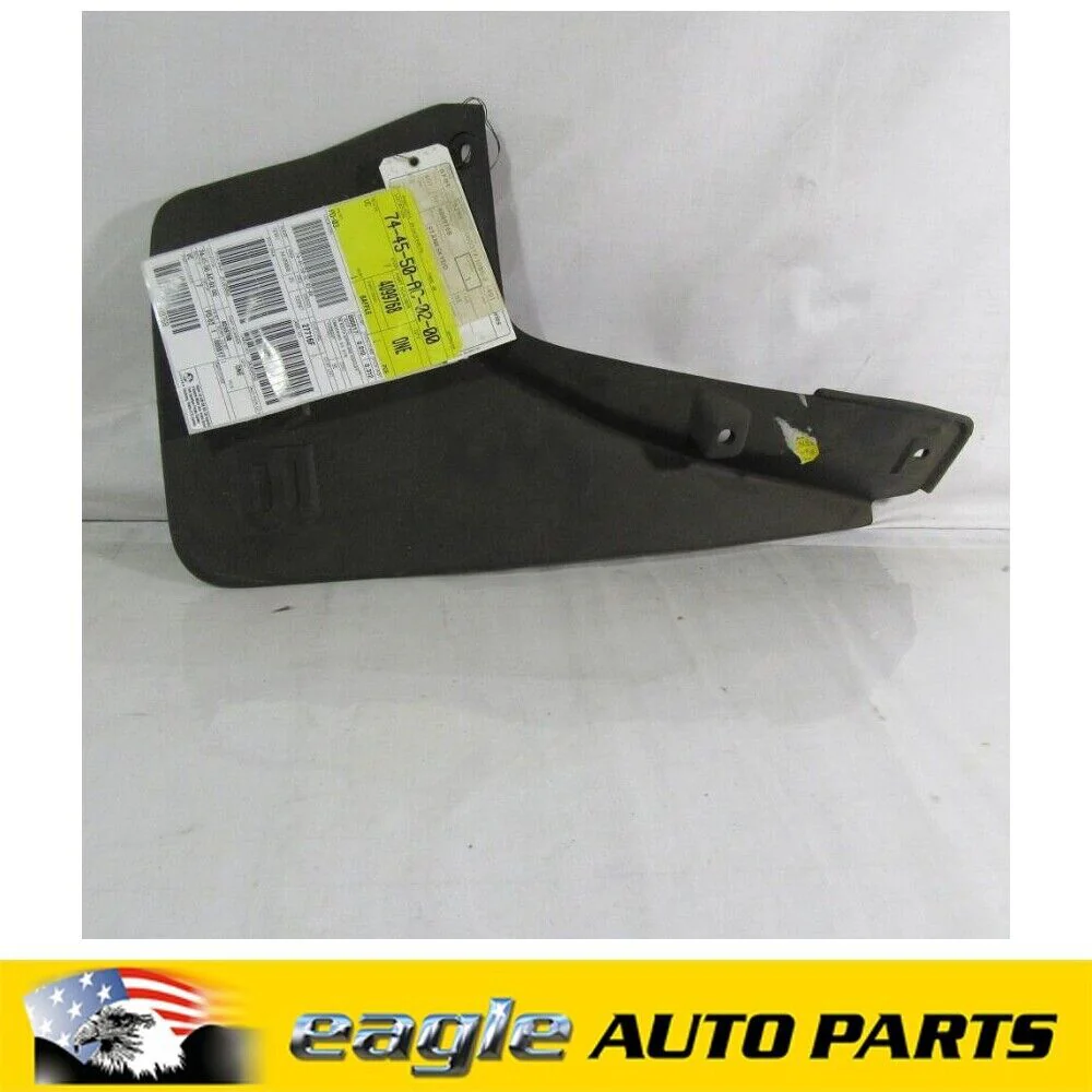 SAAB 9000 1992 - 1998  R/H  Mudflap  # 4099768